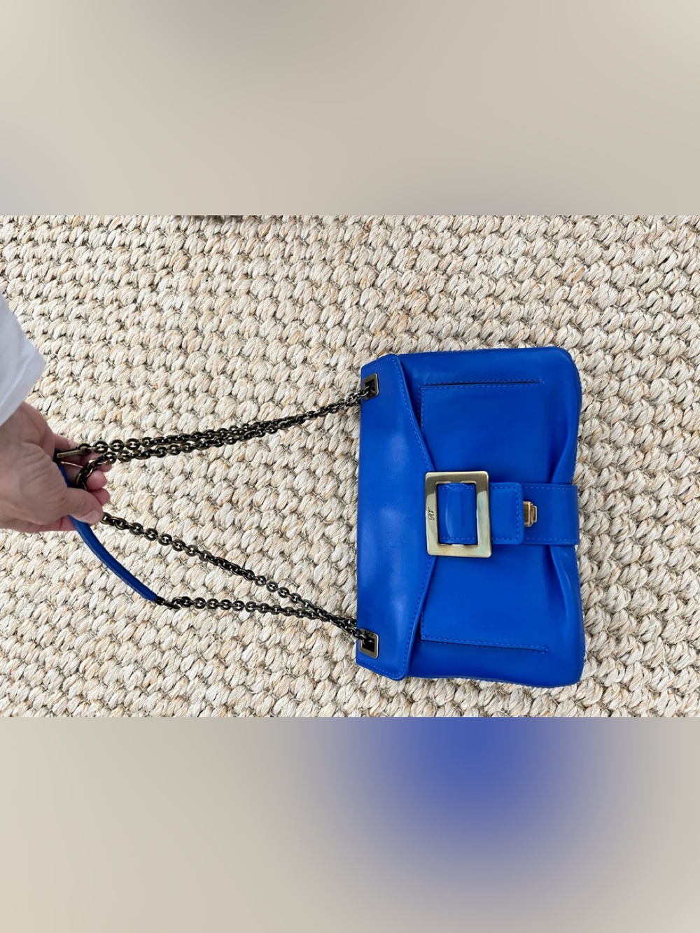 Roger Vivier Cobalt Blue Leather Shoulder Bag with Gold Buckle with box - Picture 13 of 14